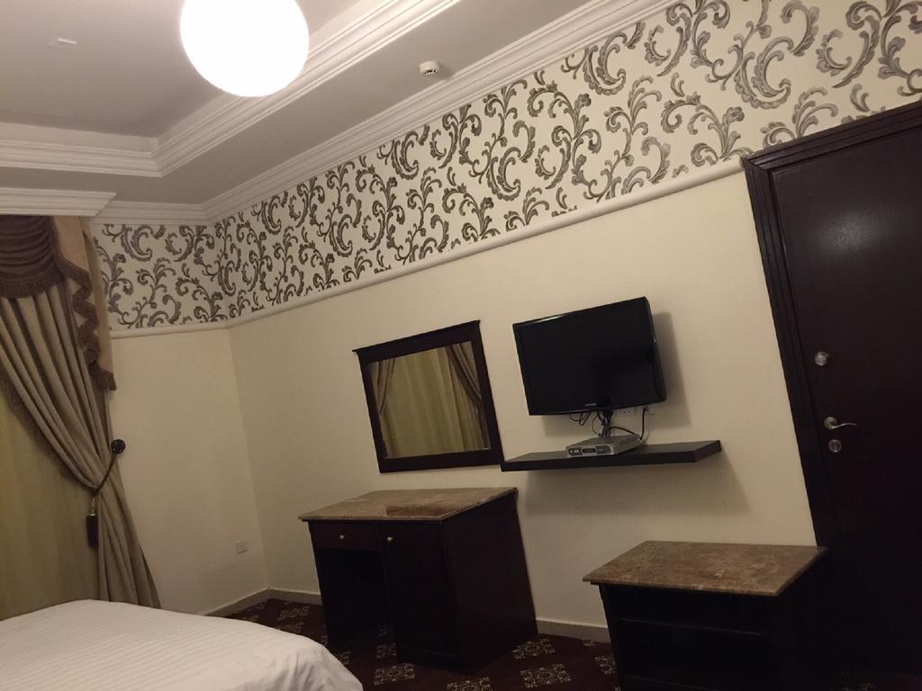 Al Denny Aparthotel Джеда Екстериор снимка