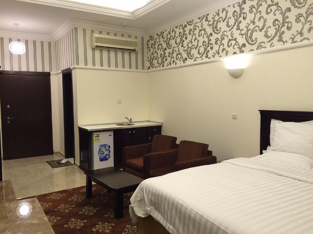 Al Denny Aparthotel Джеда Стая снимка