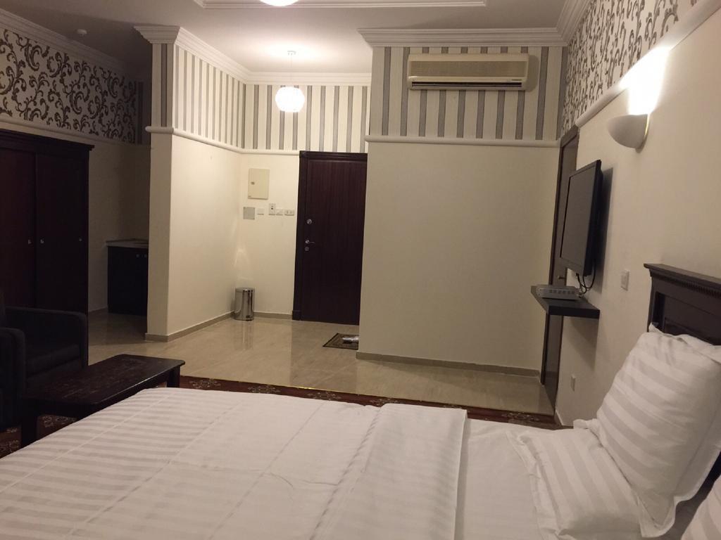 Al Denny Aparthotel Джеда Стая снимка