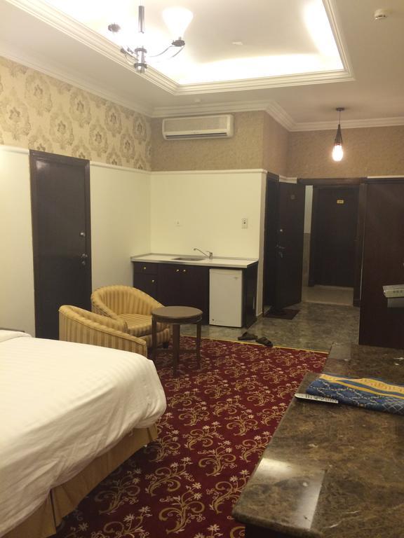 Al Denny Aparthotel Джеда Стая снимка