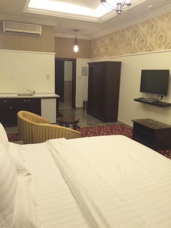 Al Denny Aparthotel Джеда Екстериор снимка